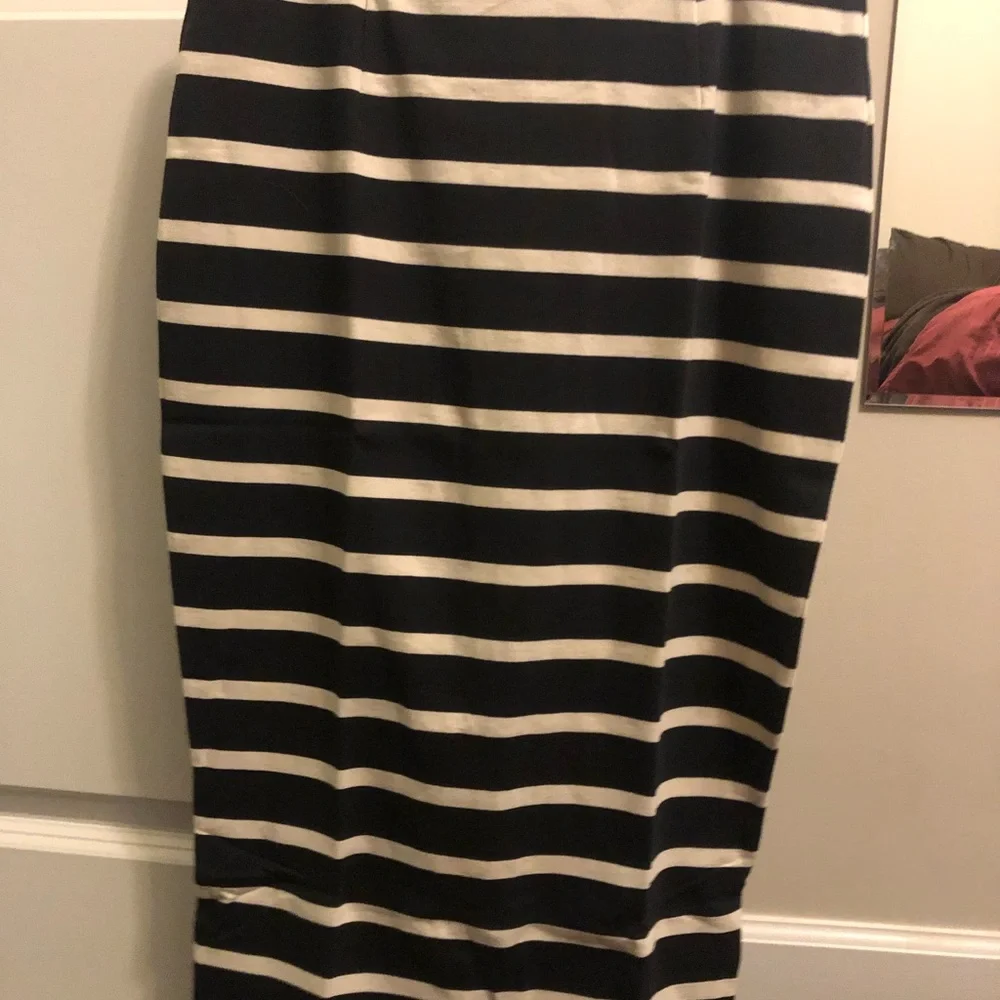 J. Crew Knit Pencil Skirt in Black and White Stripe Size 6 NWT